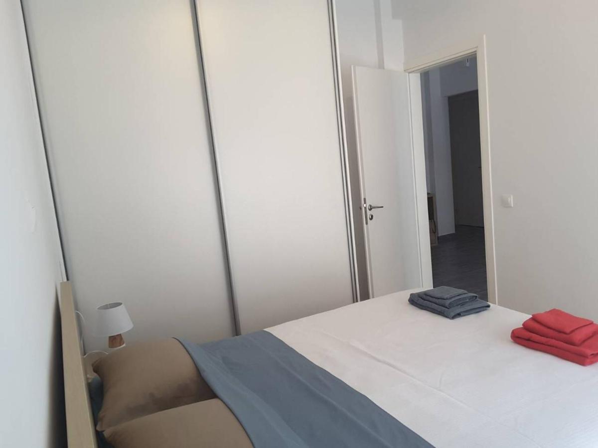 Seaview Apartment In Theheart Of Loutraki Exteriér fotografie